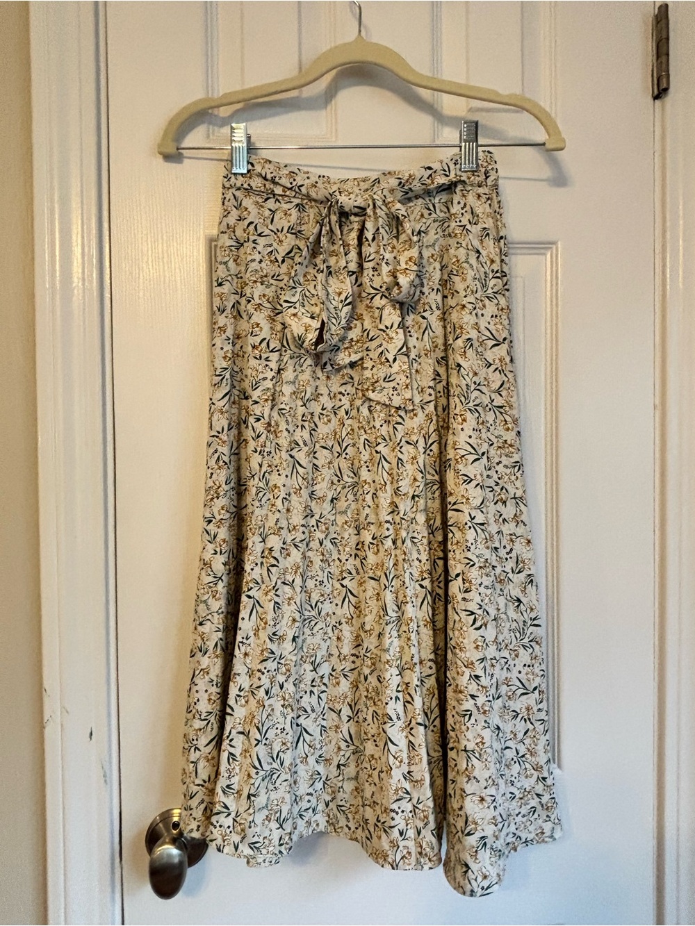Skies Are Blue Cream Floral Tie-Waist Midi Skirt with Green & Gold Accents